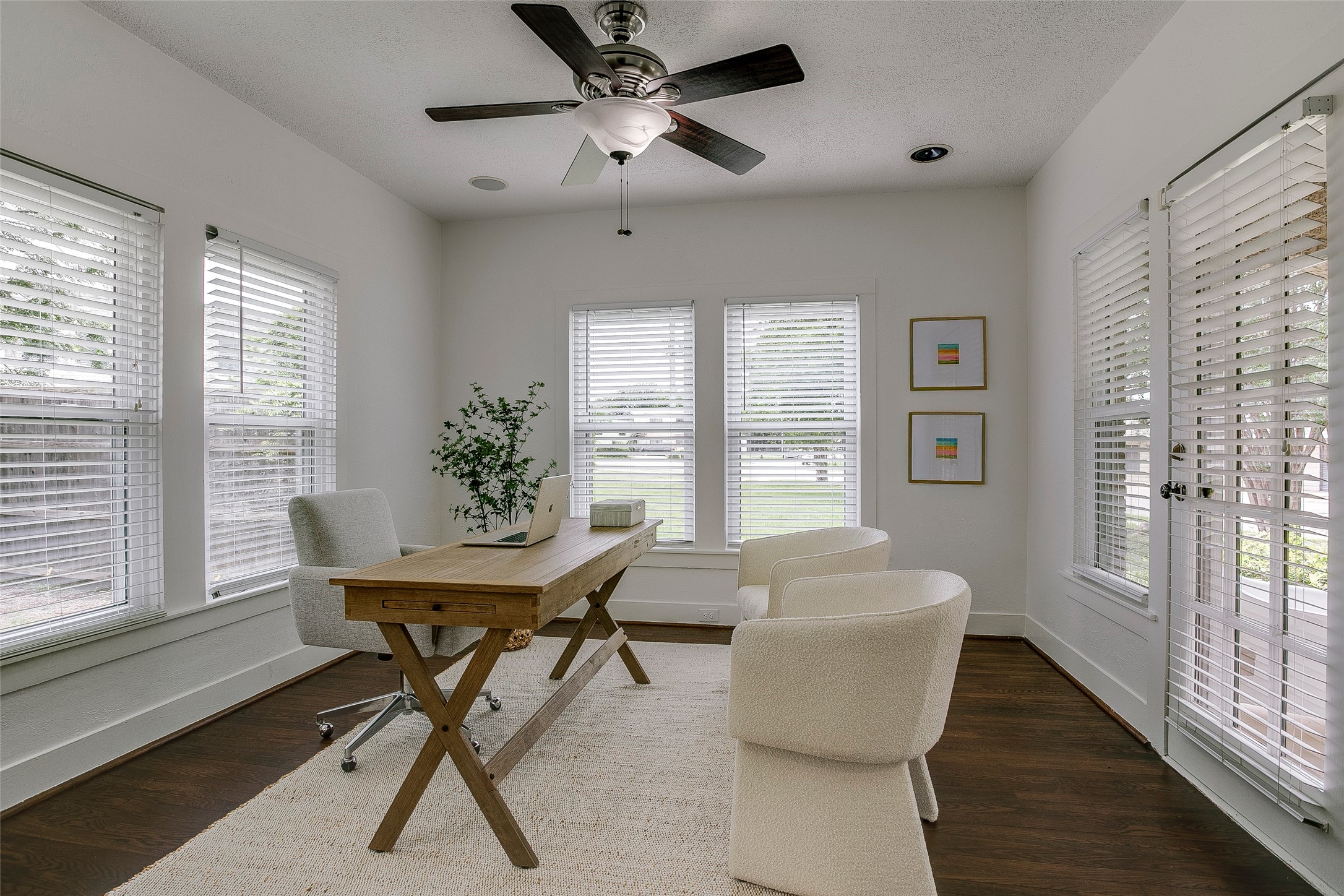 1218 Brunner Avenue Dallas TX 75224