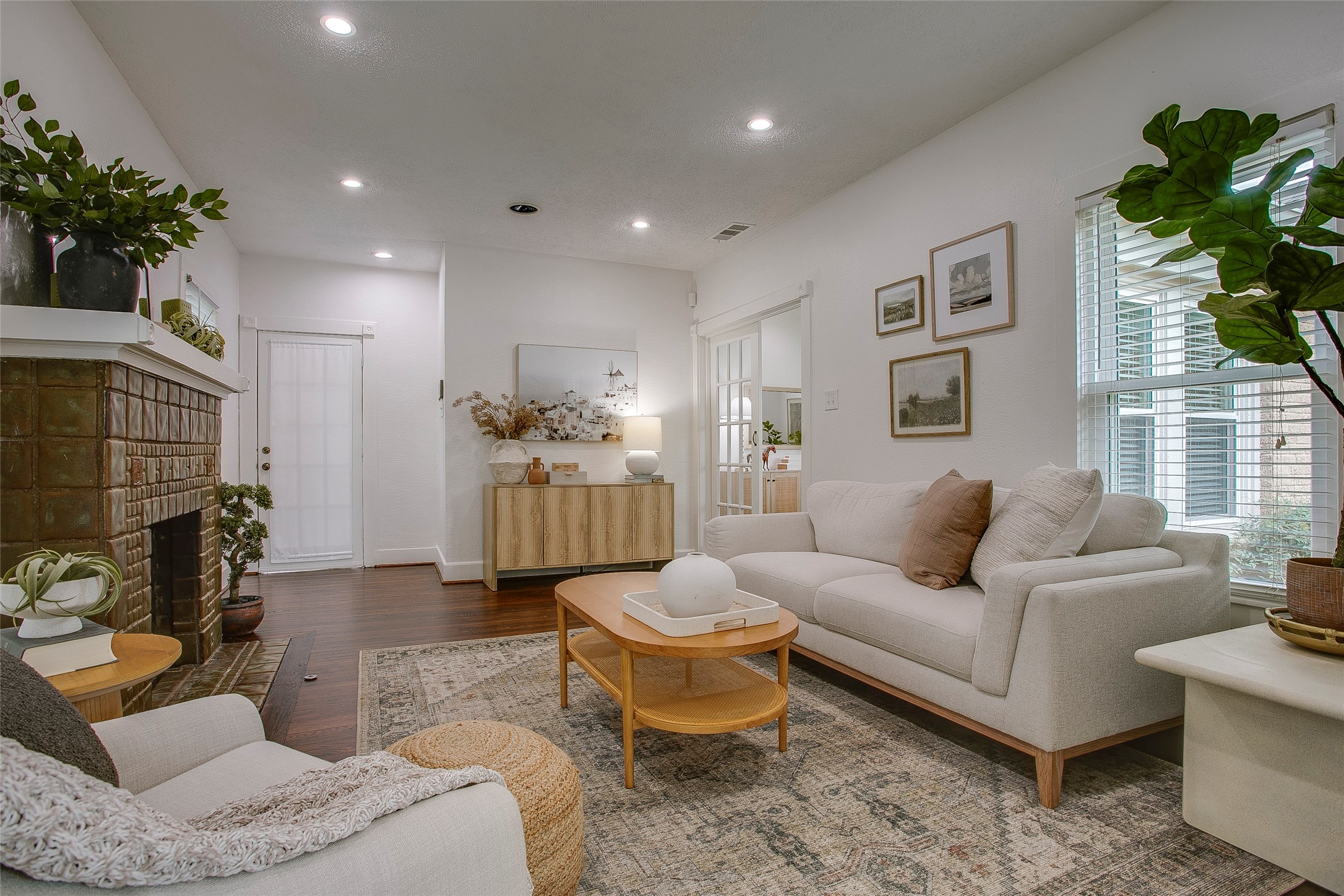 1218 Brunner Avenue Dallas TX 75224