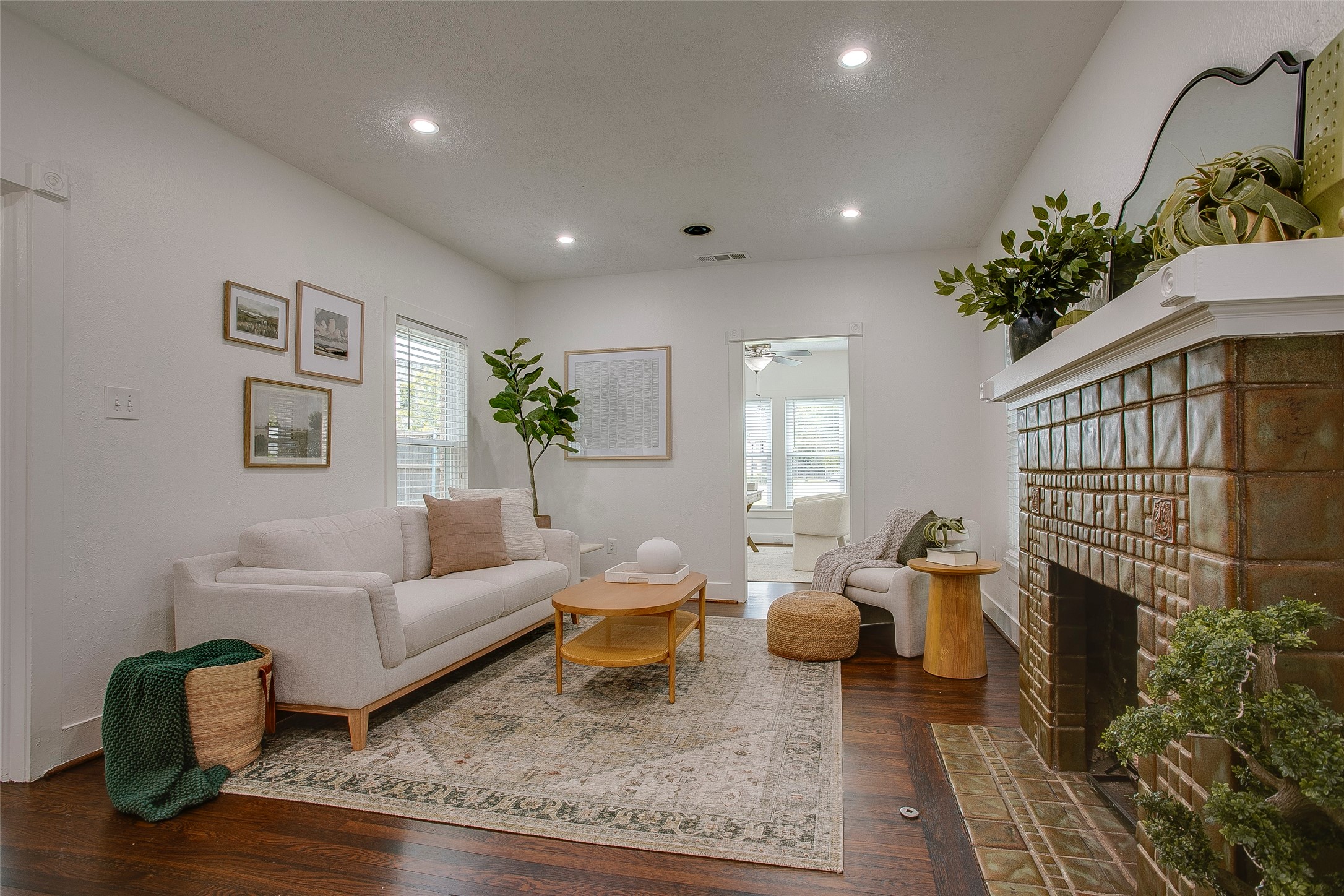 1218 Brunner Avenue Dallas TX 75224