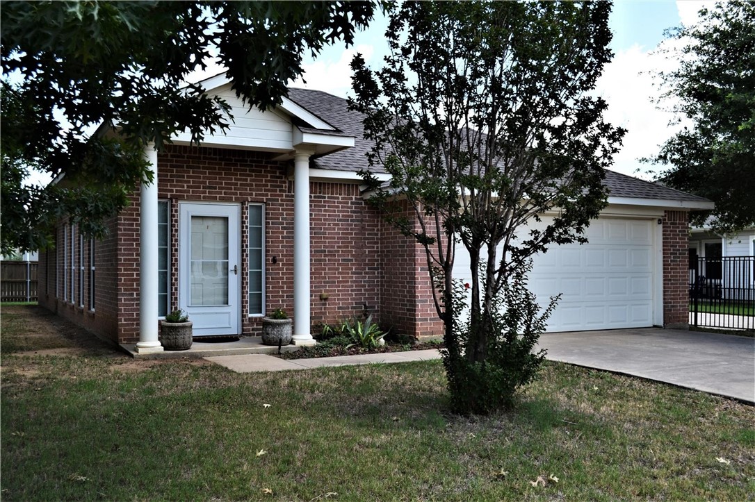 451 Senter Court Burleson TX 76028