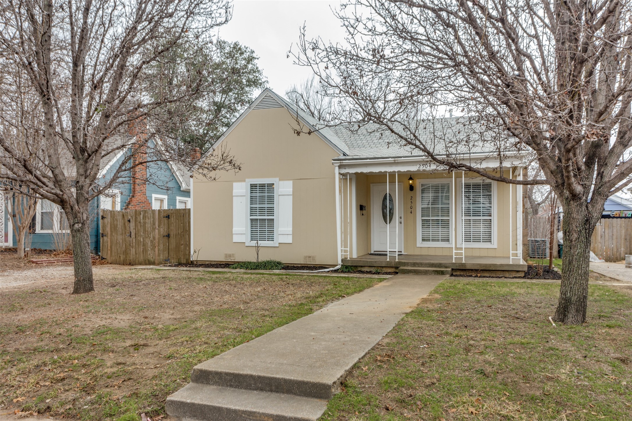 2504 Westbrook Avenue Fort Worth TX 76111