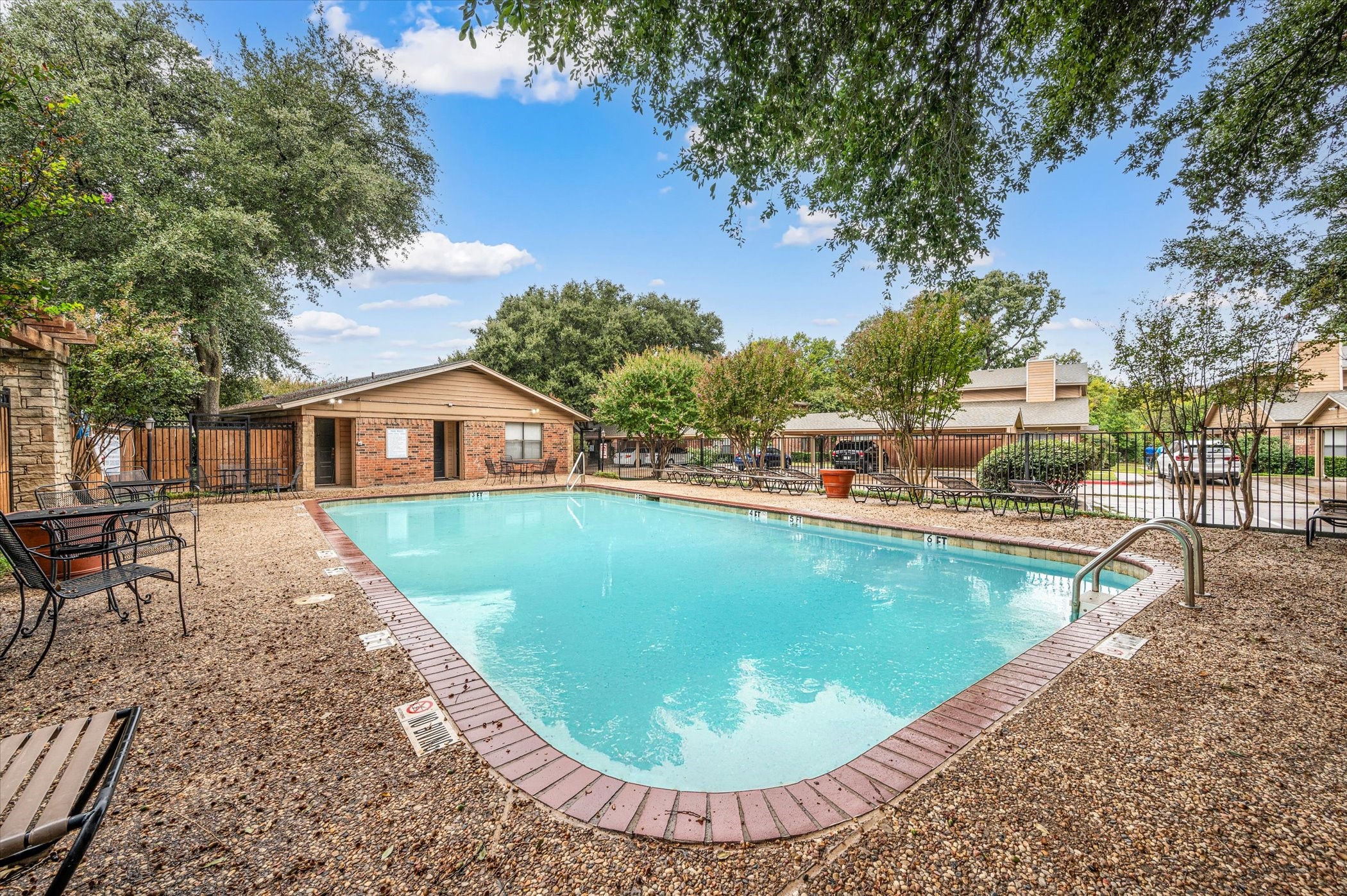 5664 Cedar Creek Drive Benbrook TX 76109