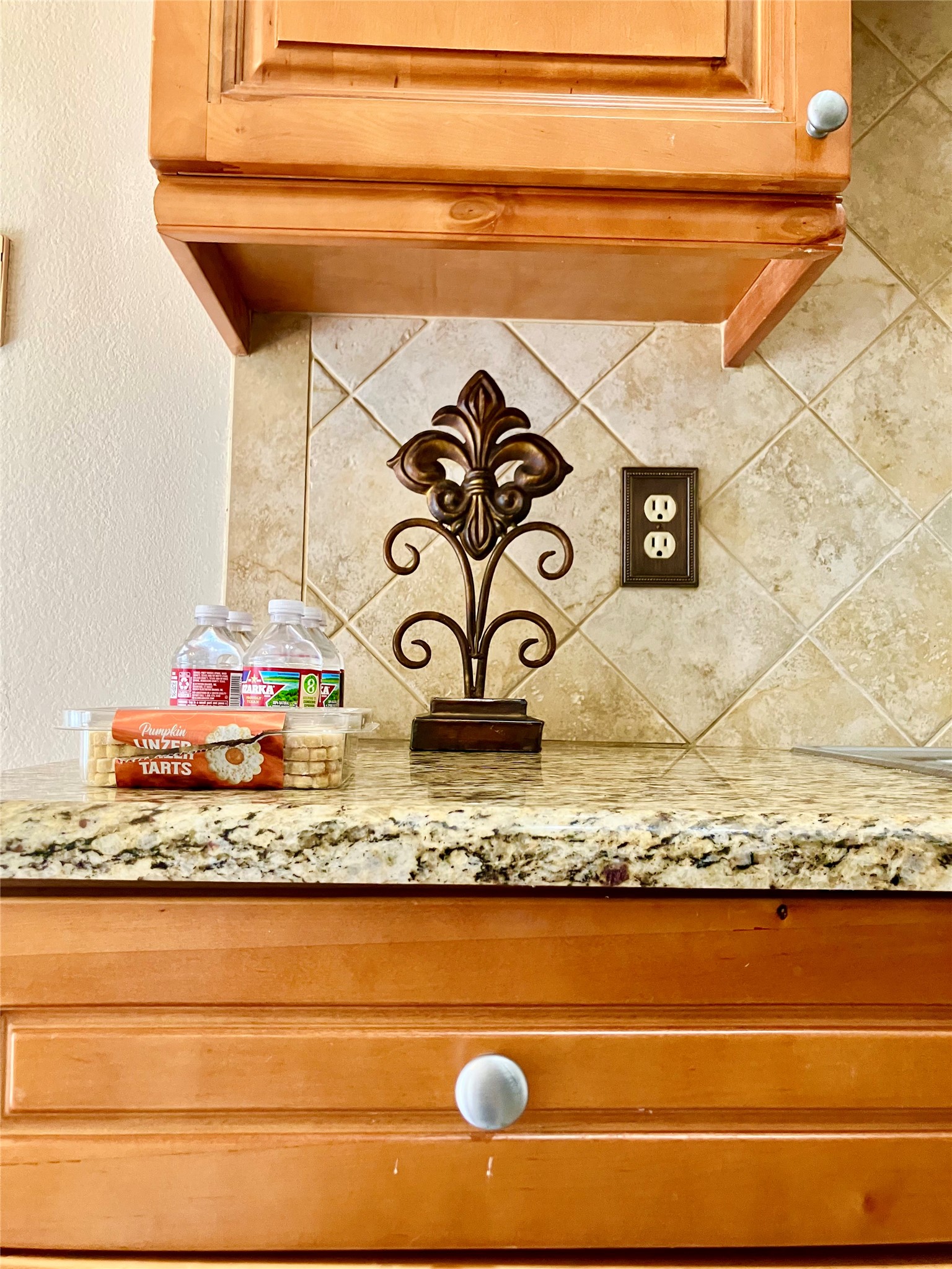 5664 Cedar Creek Drive Benbrook TX 76109