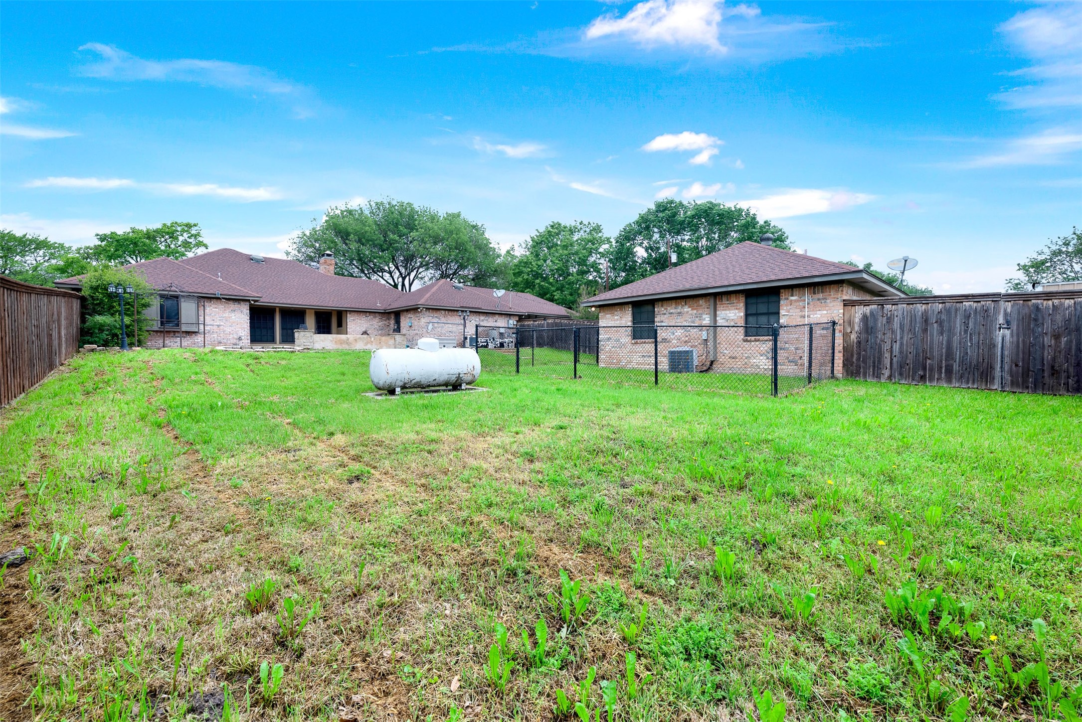 15526 Brookhollow Circle Forney TX 75126