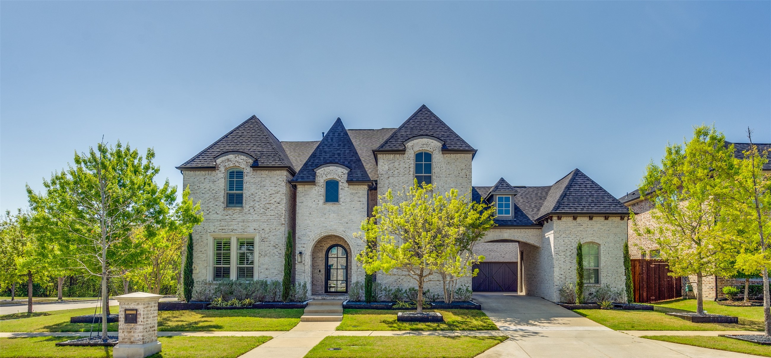 10215 Blackenhurst Lane Frisco TX 75033