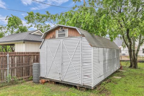 408 Little Avenue Mcgregor TX 76657
