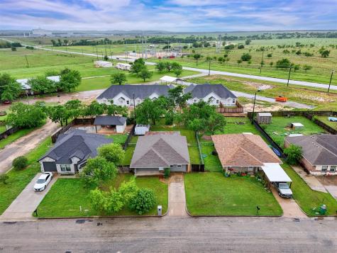 408 Little Avenue Mcgregor TX 76657