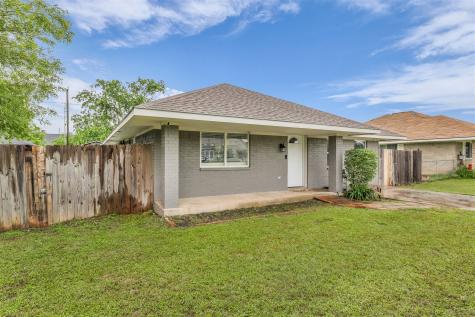 408 Little Avenue Mcgregor TX 76657