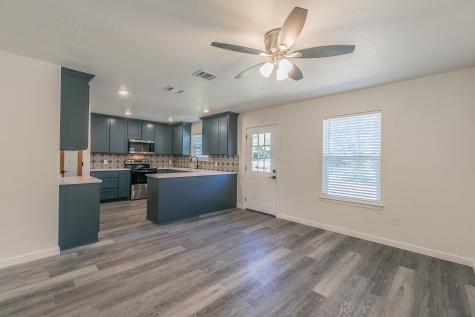 105 Red Oak Street Alvarado TX 76009
