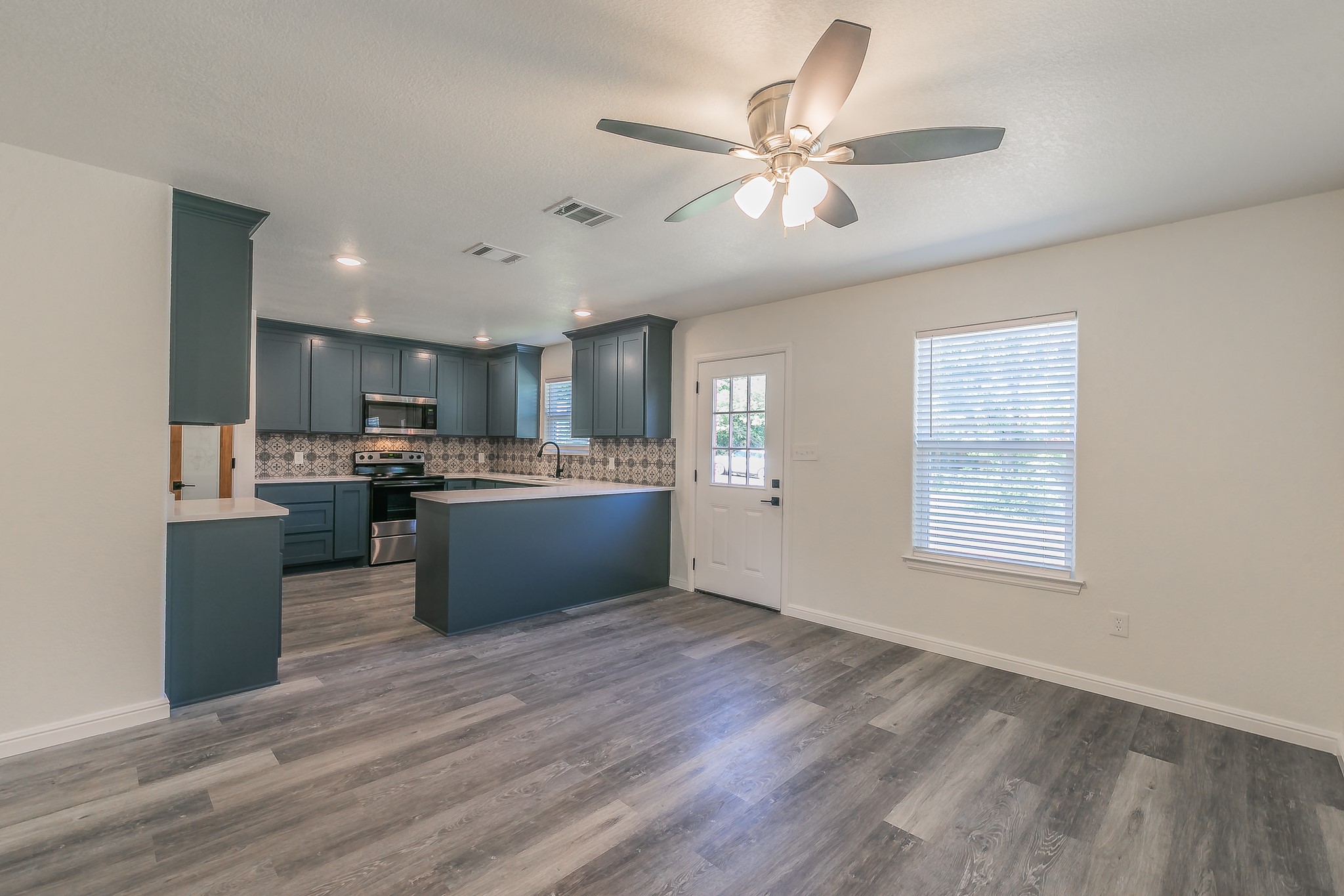 105 Red Oak Street Alvarado TX 76009