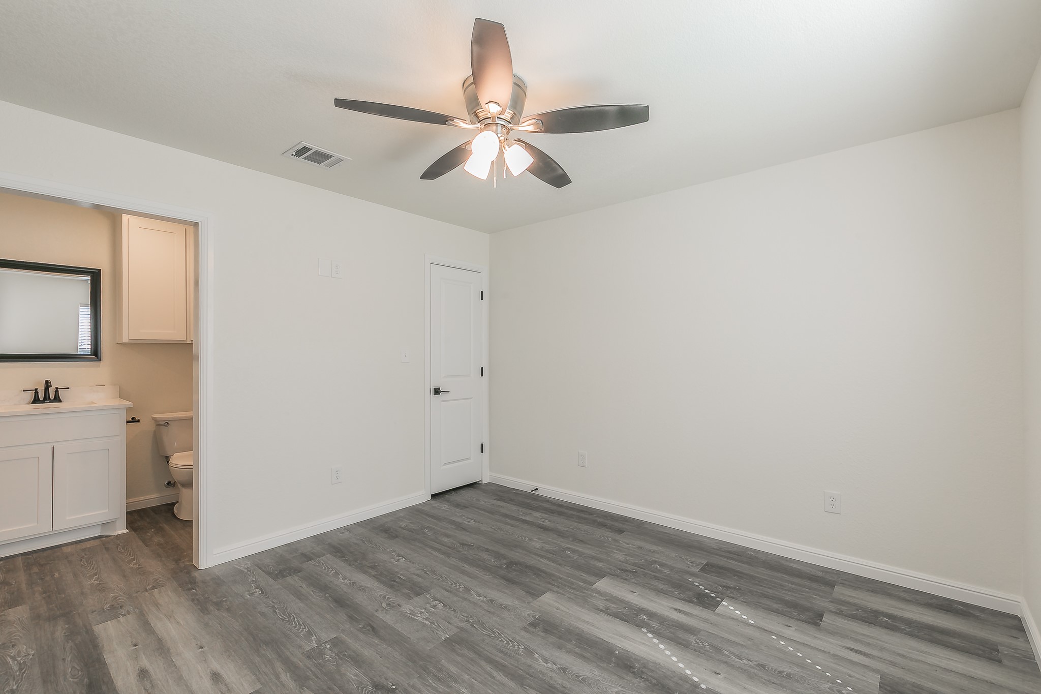 105 Red Oak Street Alvarado TX 76009