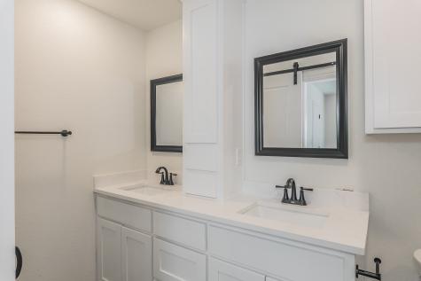 105 Red Oak Street Alvarado TX 76009