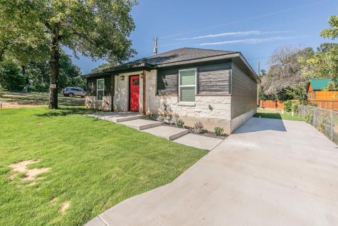 105 Red Oak Street Alvarado TX 76009