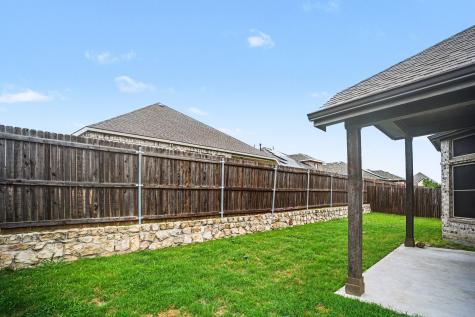 1216 Kensington Drive Forney TX 75126