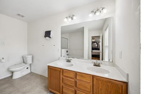4706 Creekview Lane Balch Springs TX 75180