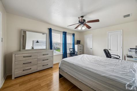 4706 Creekview Lane Balch Springs TX 75180