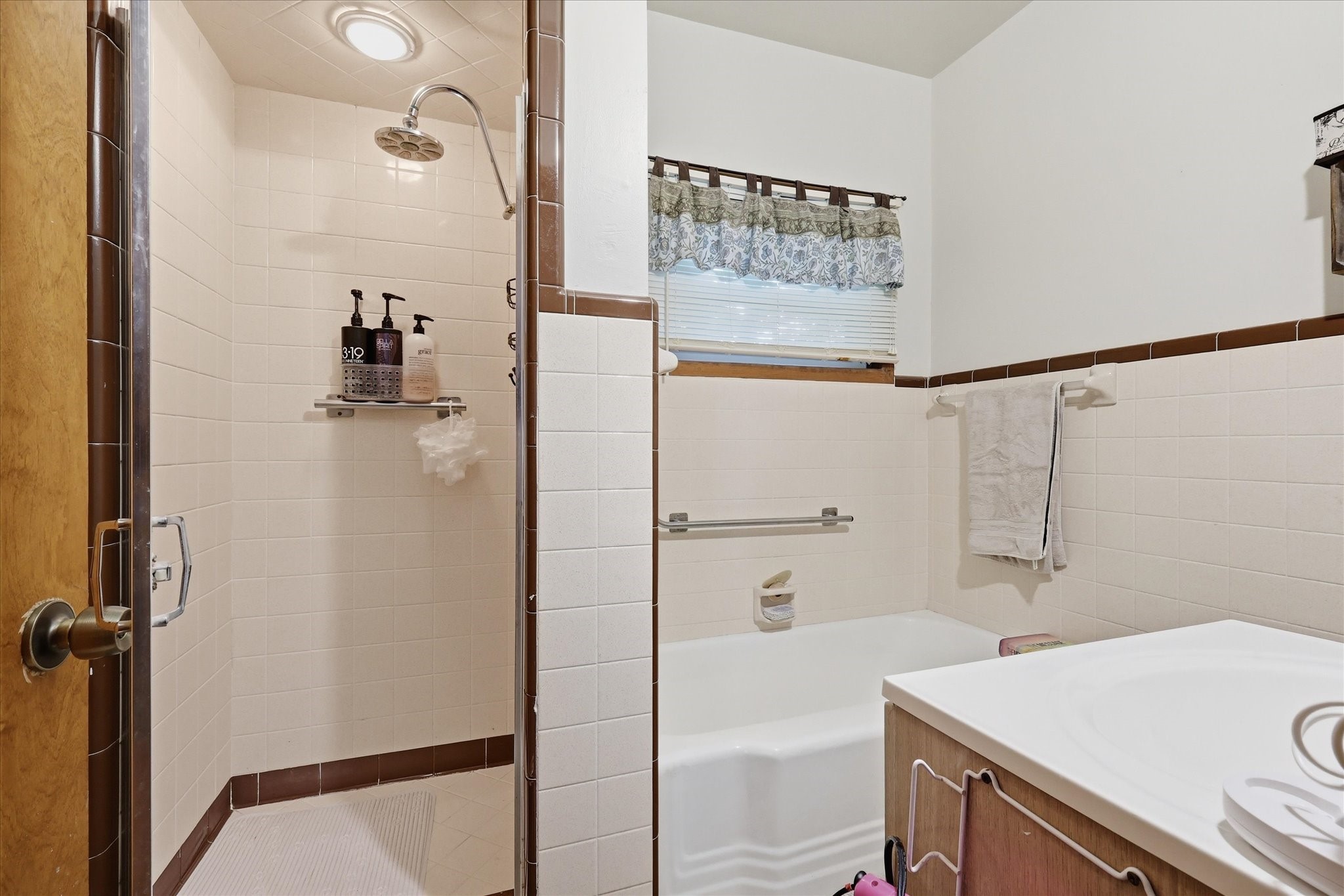1411 E Garnett Street Gainesville TX 76240
