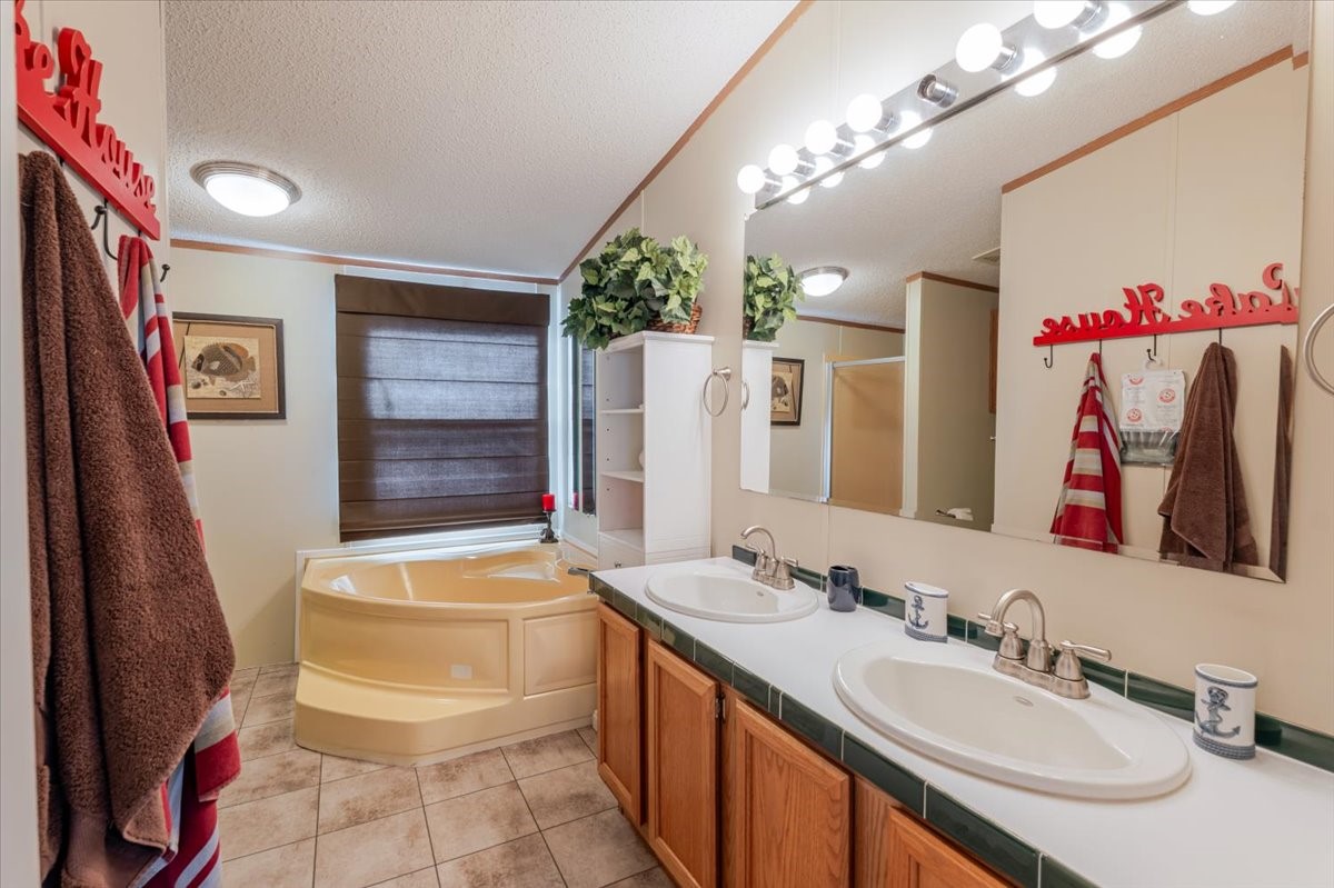 4441 Chapel Road Graham TX 76450