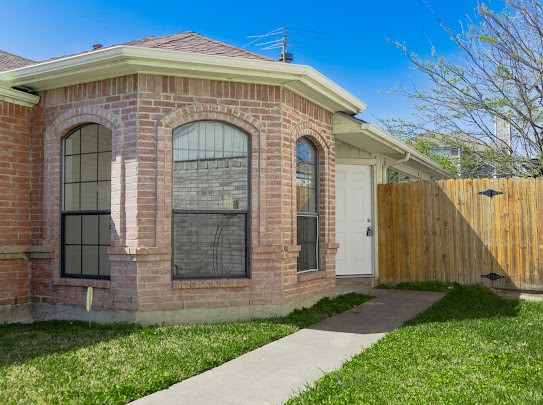 5209 Wyndham Court Garland TX 75043