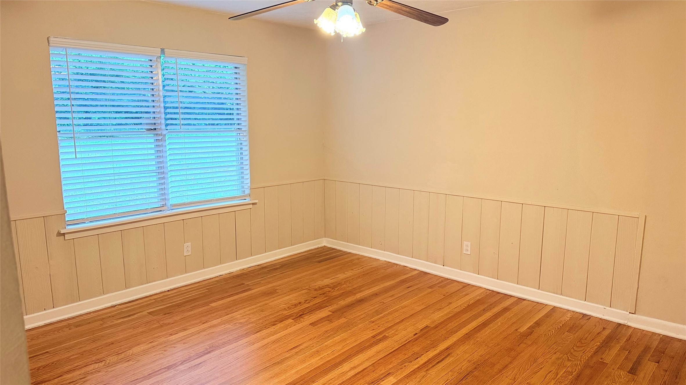 2816 Gardenia Street Fort Worth TX 76119