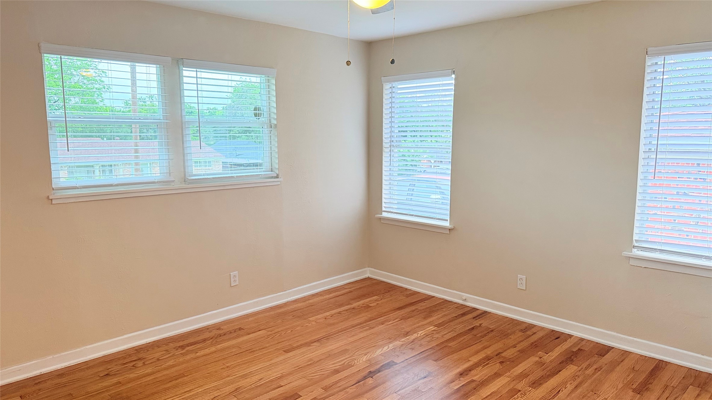 2816 Gardenia Street Fort Worth TX 76119