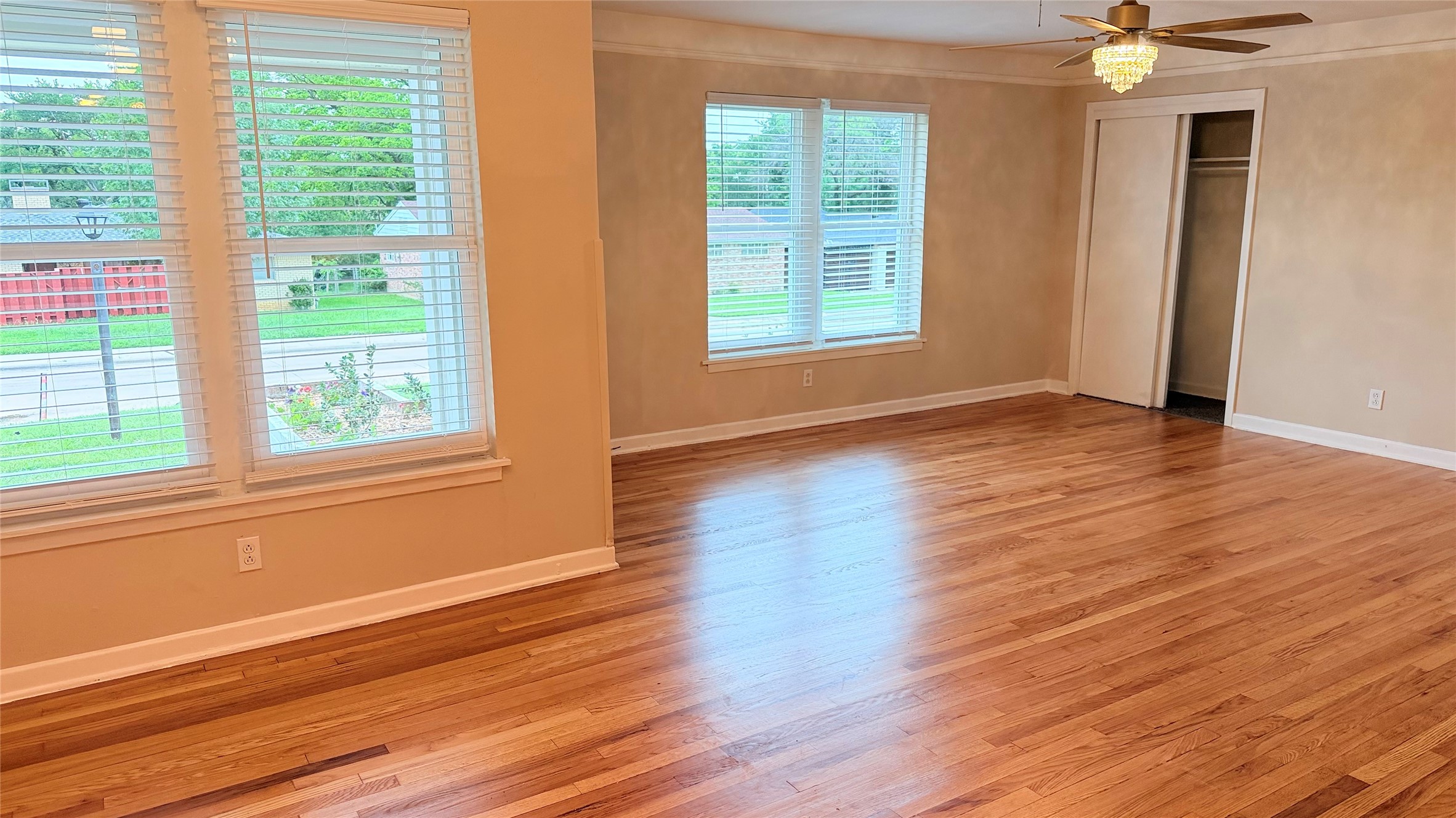 2816 Gardenia Street Fort Worth TX 76119