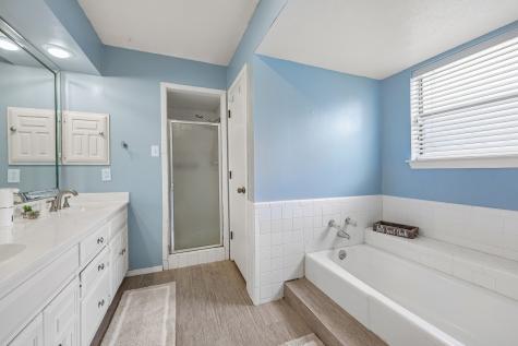 1201 Canadian Circle Grand Prairie TX 75050