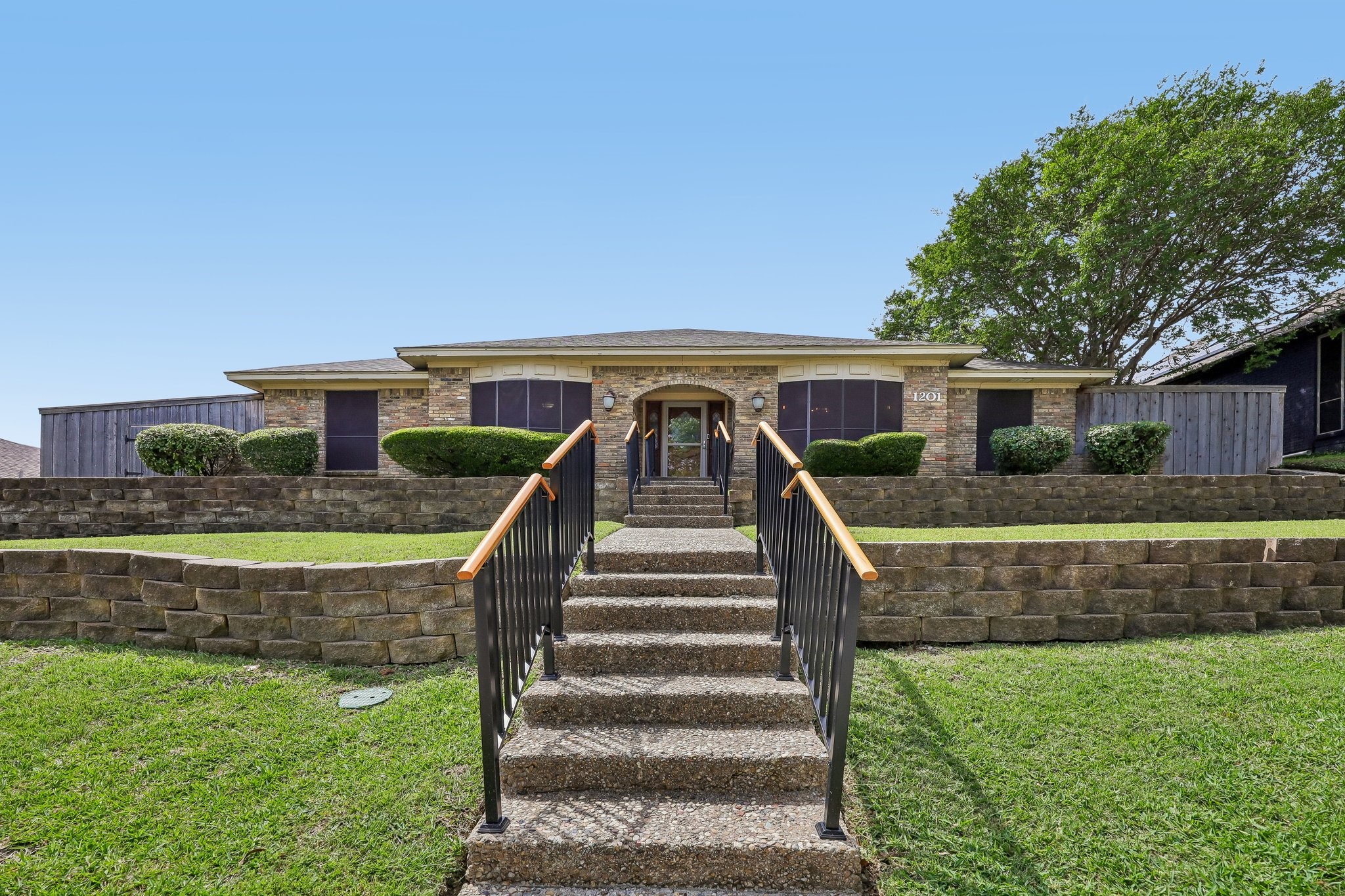1201 Canadian Circle Grand Prairie TX 75050