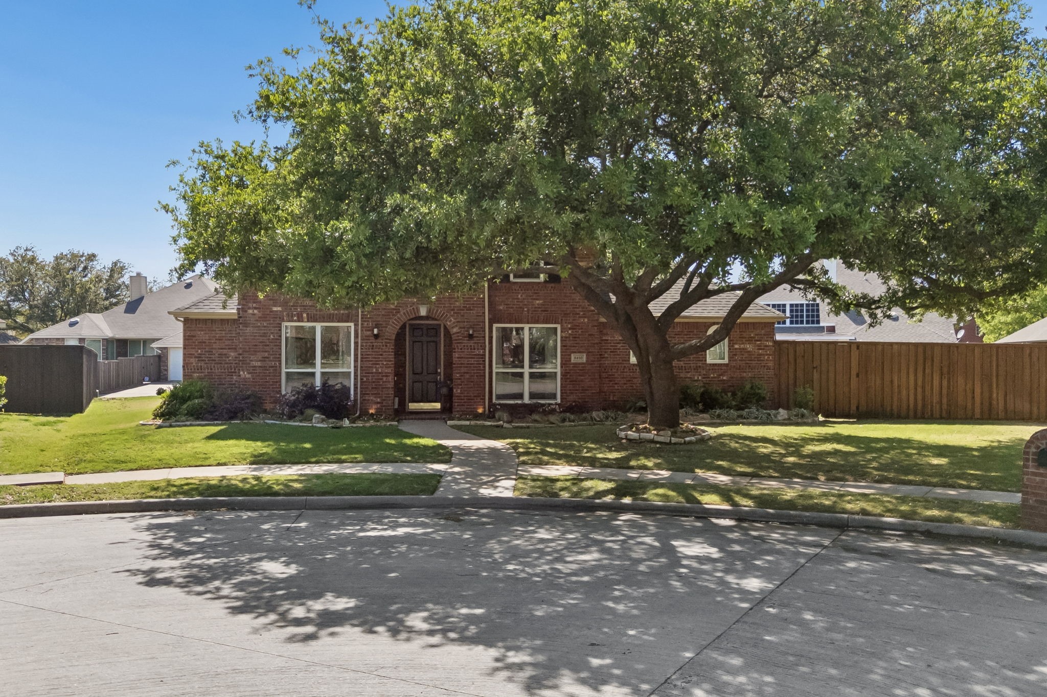 8410 Lexington Court Rowlett TX 75089