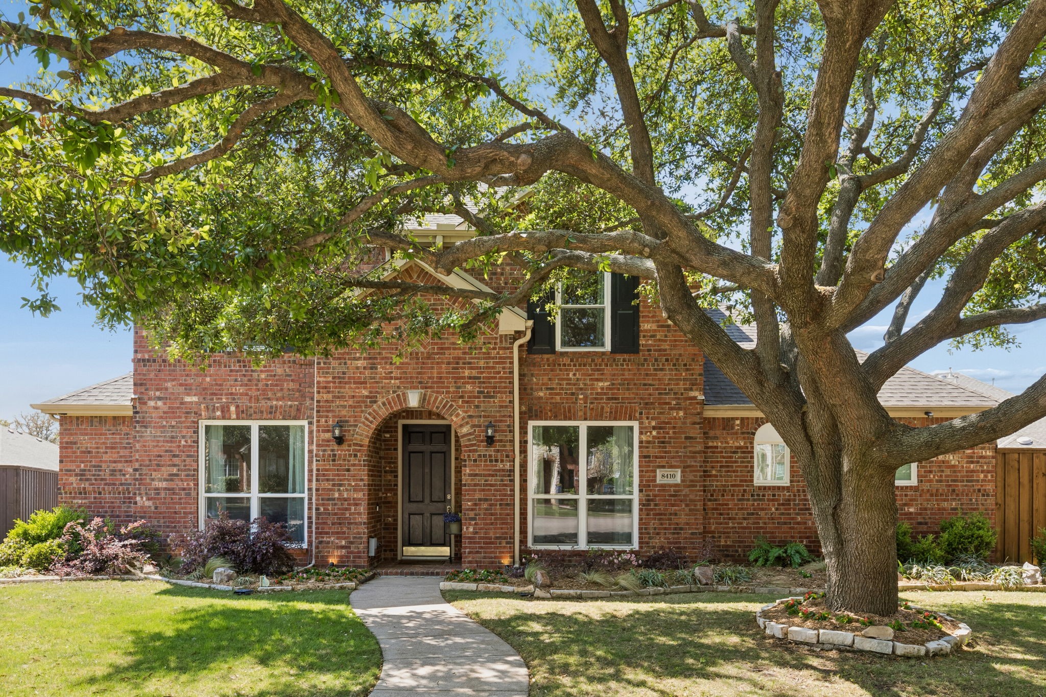 8410 Lexington Court Rowlett TX 75089