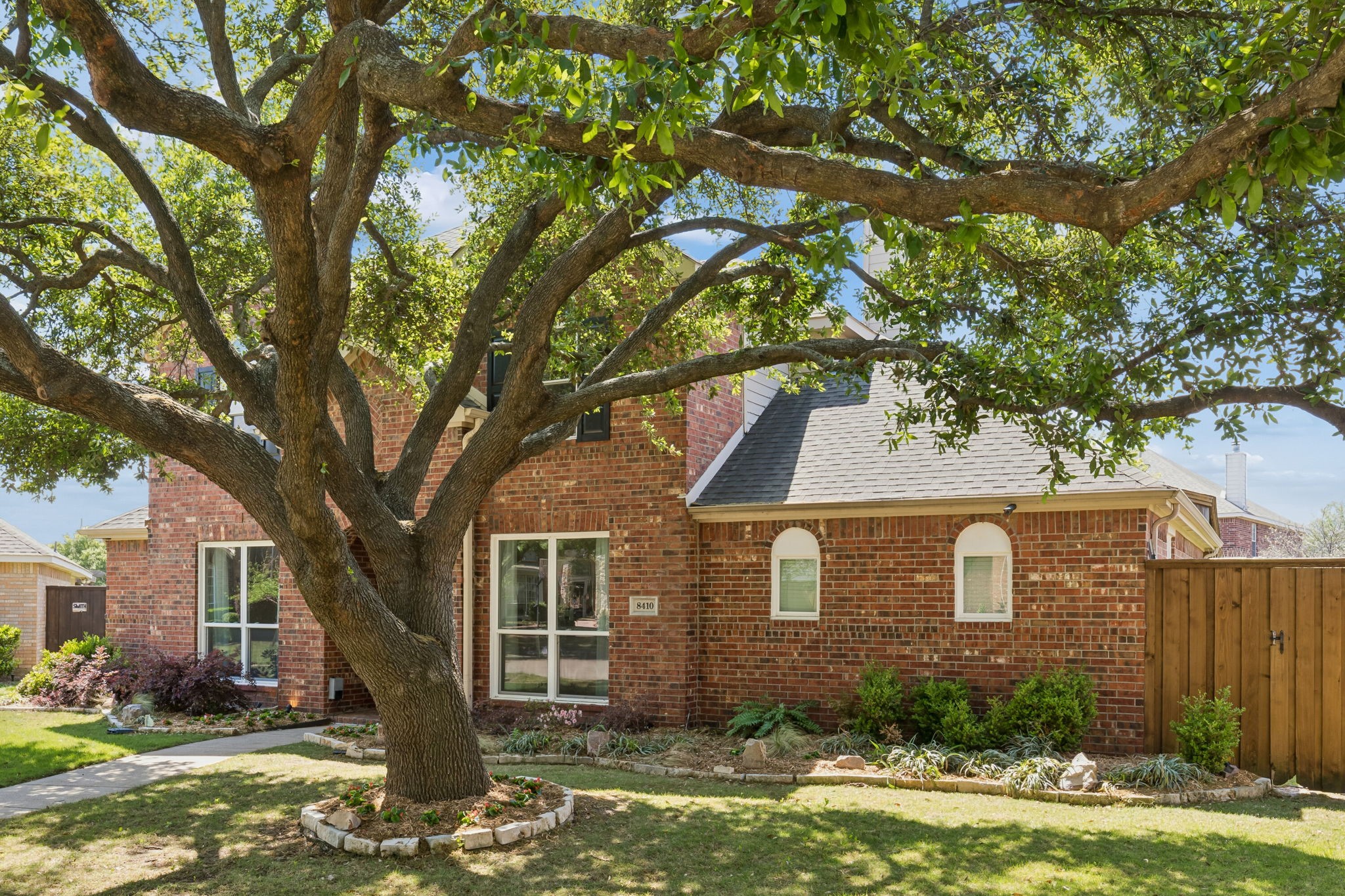 8410 Lexington Court Rowlett TX 75089