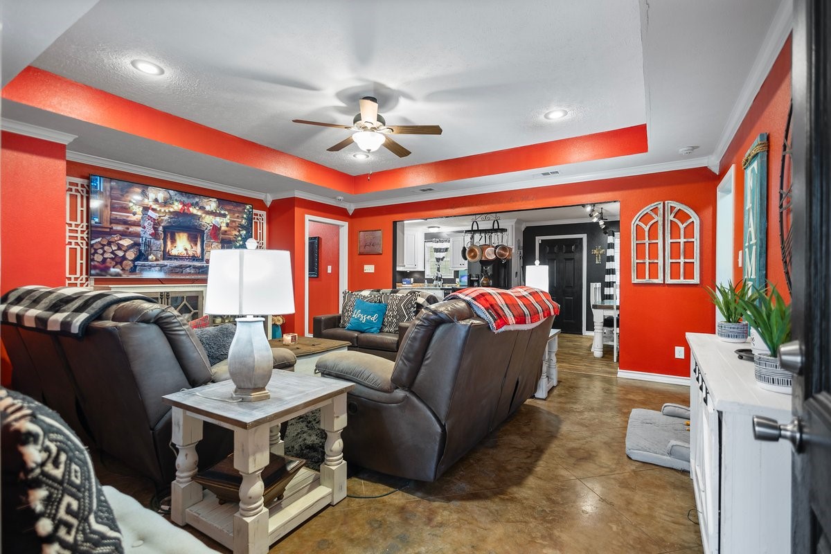 202 Spring Valley Queen City TX 75572