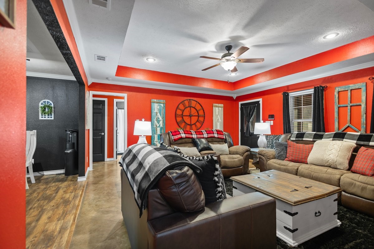 202 Spring Valley Queen City TX 75572