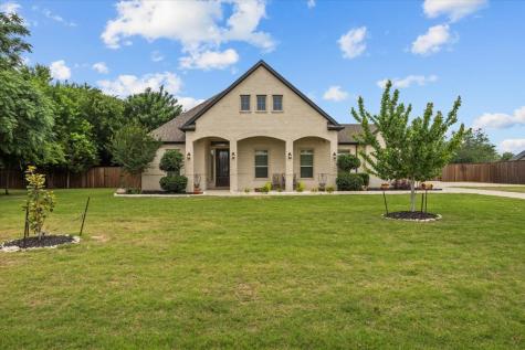 221 Mckinley Circle Waxahachie TX 75167