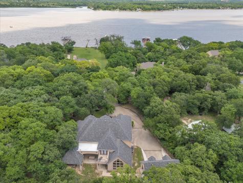 9A Eagle Point N Azle TX 76020