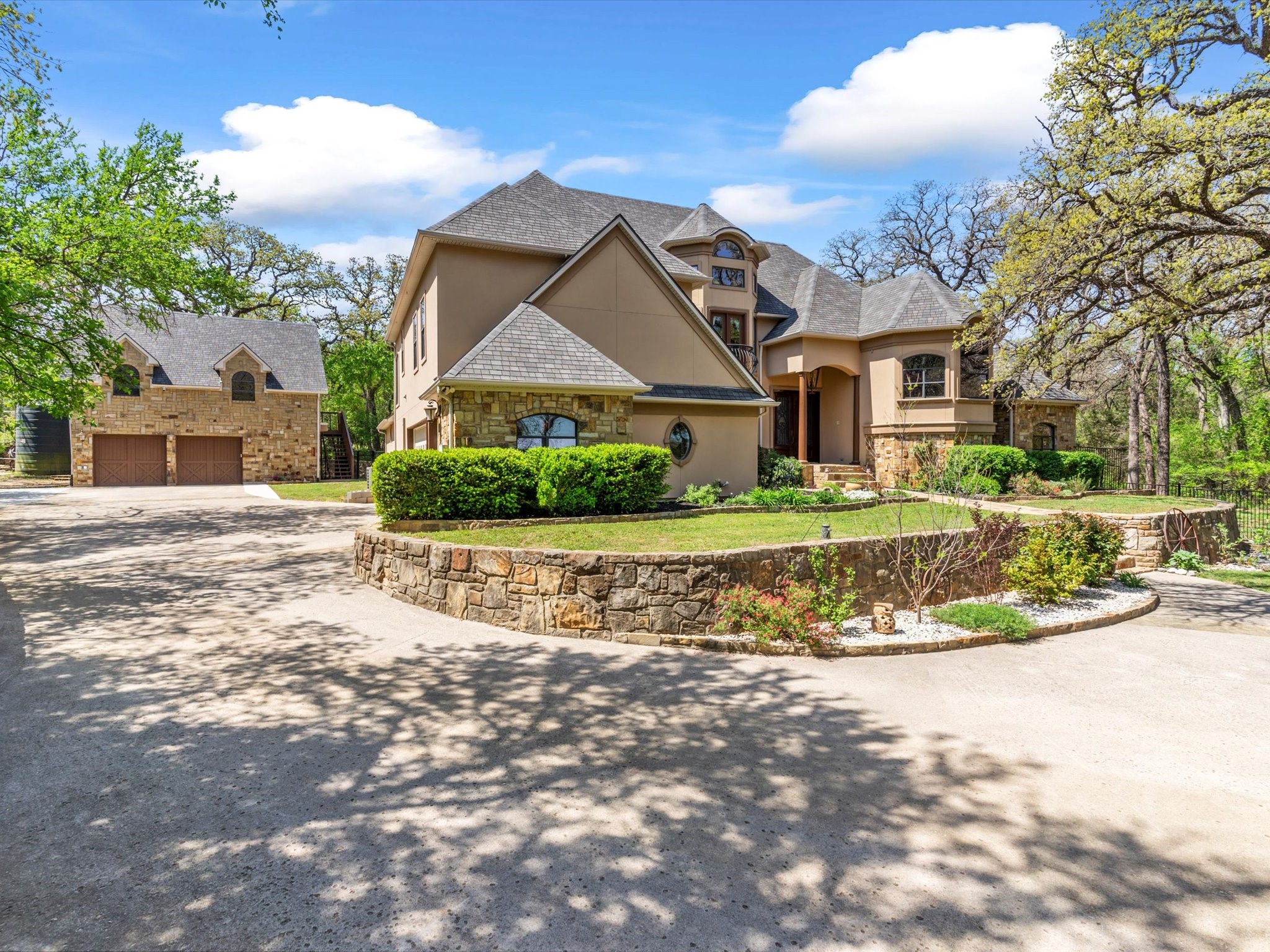 9A Eagle Point N Azle TX 76020