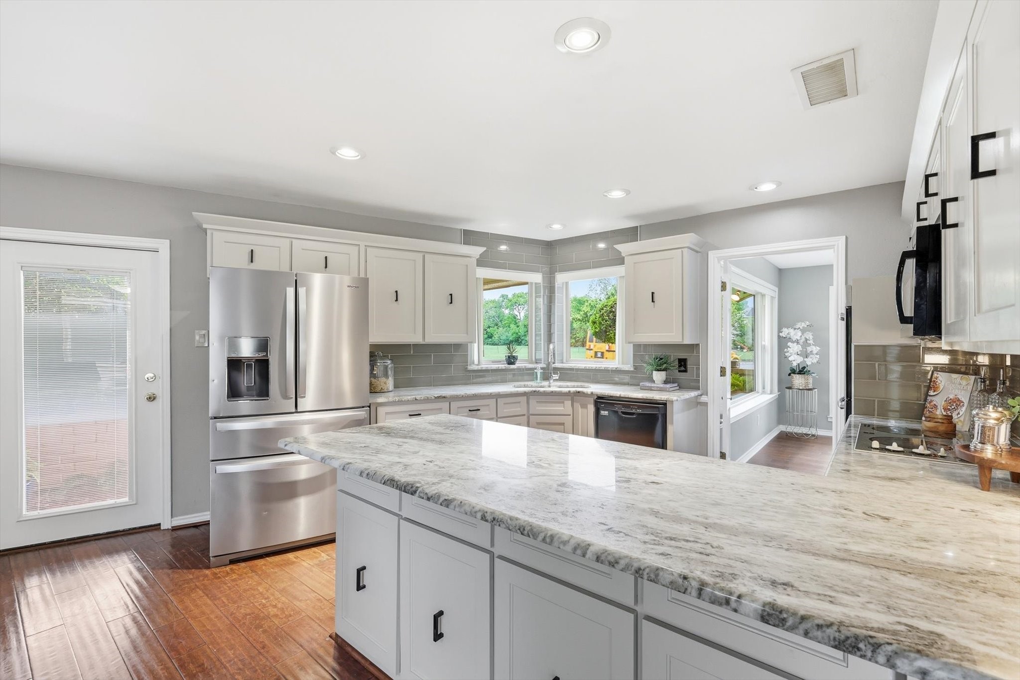 400 Sheffield Drive Richardson TX 75081