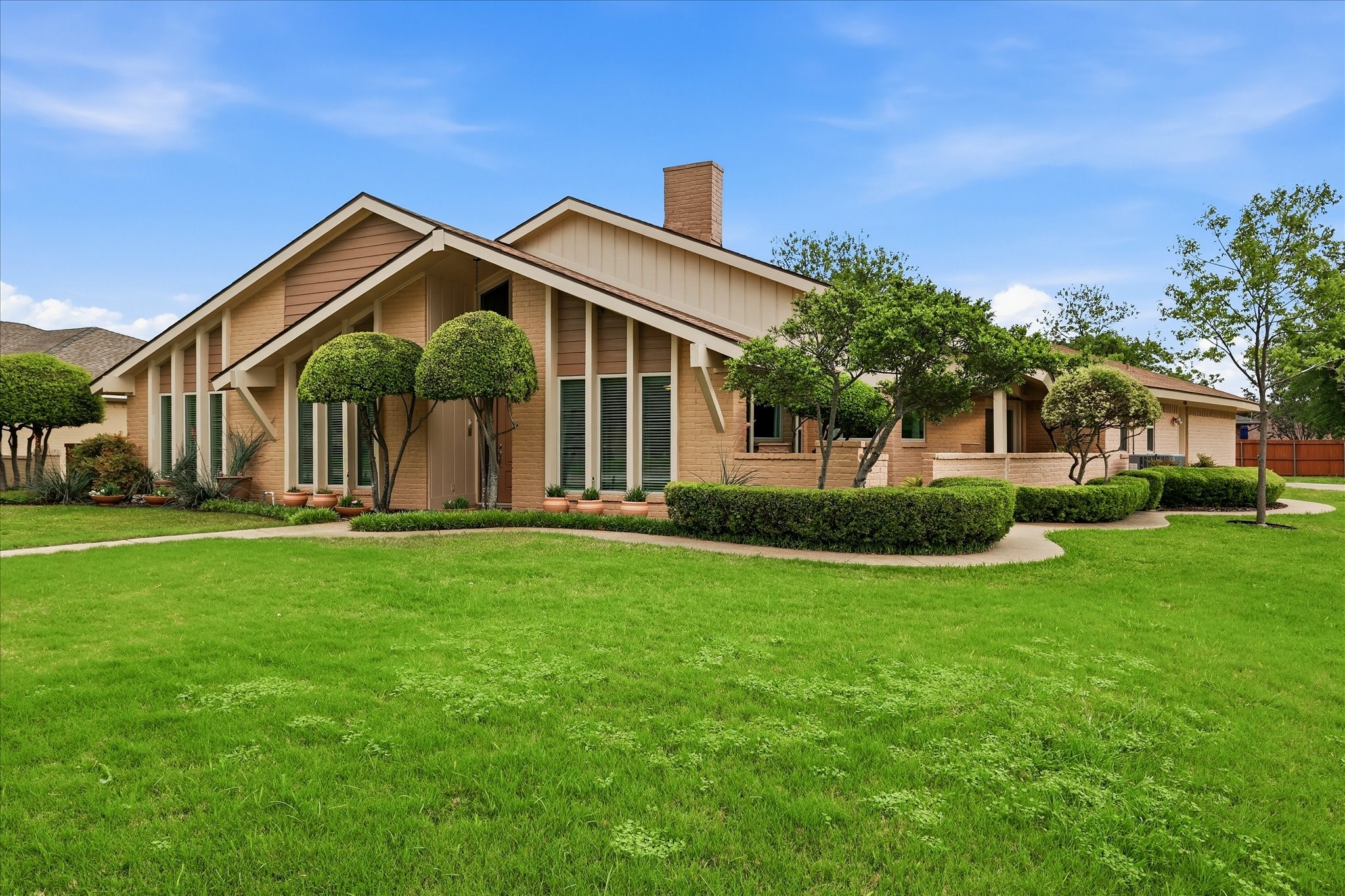 400 Sheffield Drive Richardson TX 75081
