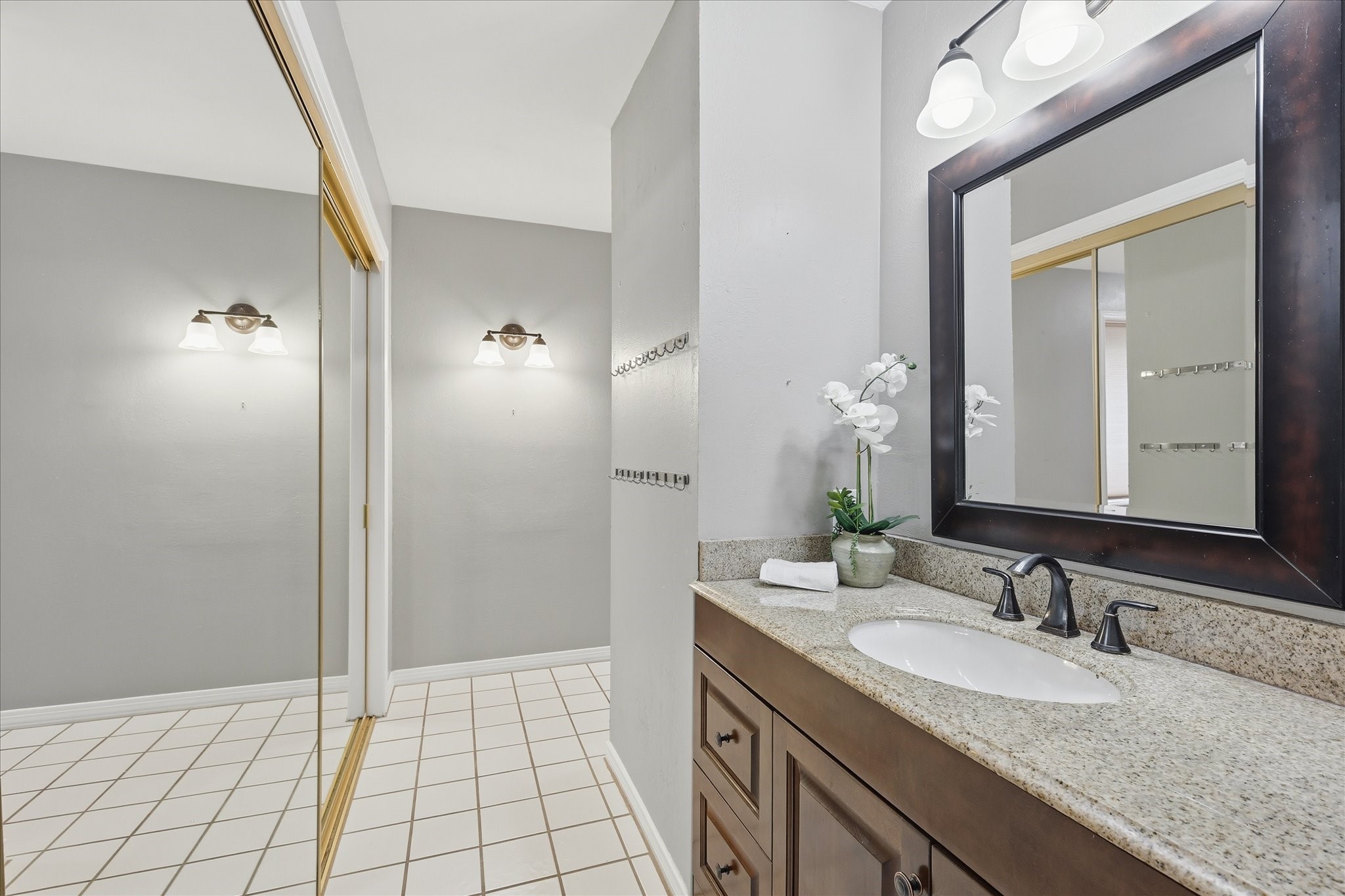400 Sheffield Drive Richardson TX 75081