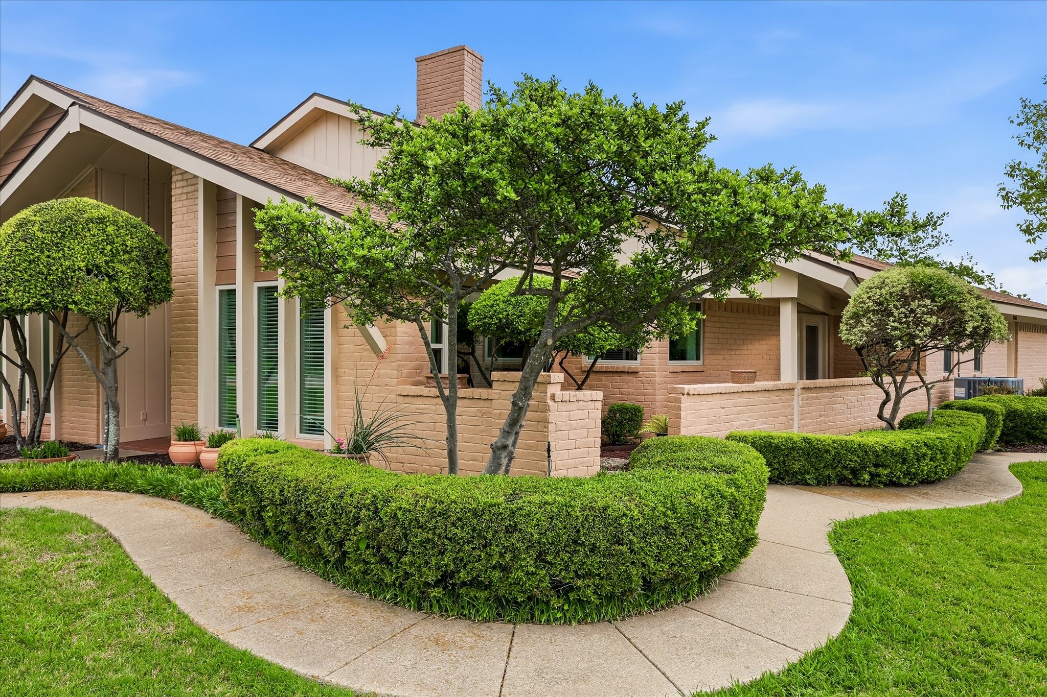 400 Sheffield Drive Richardson TX 75081