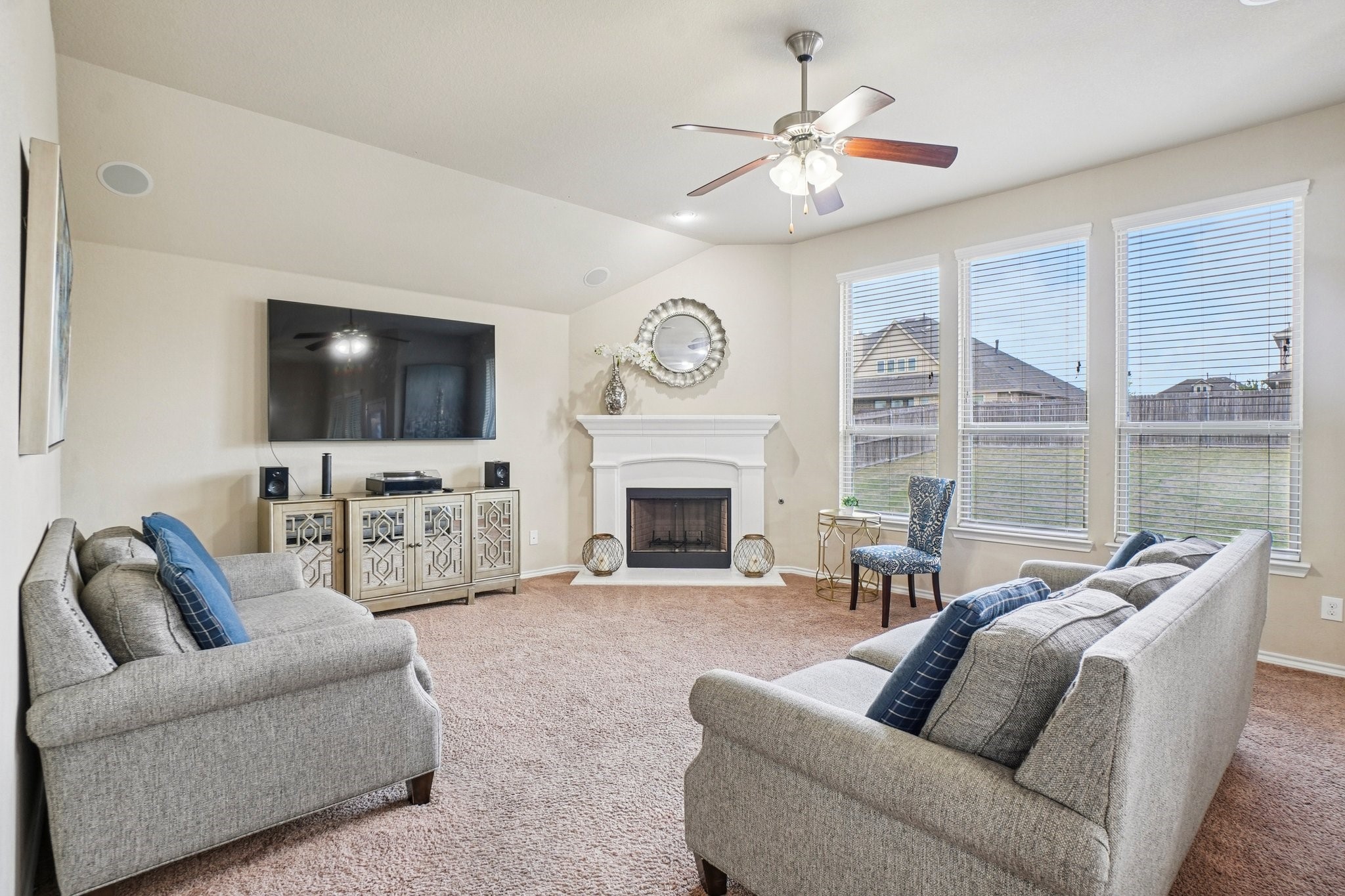 1117 Daventry Drive Glenn Heights TX 75154