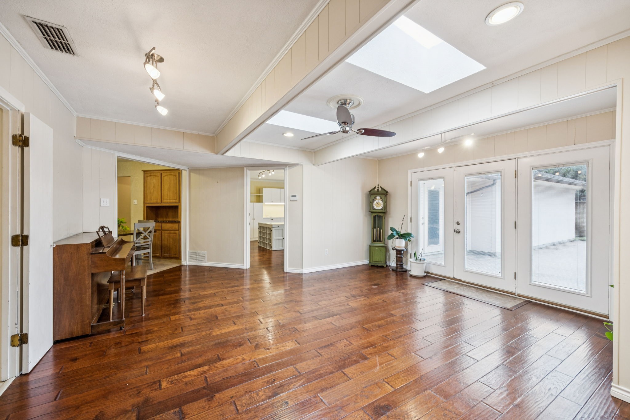 314 Amherst Avenue Richardson TX 75081