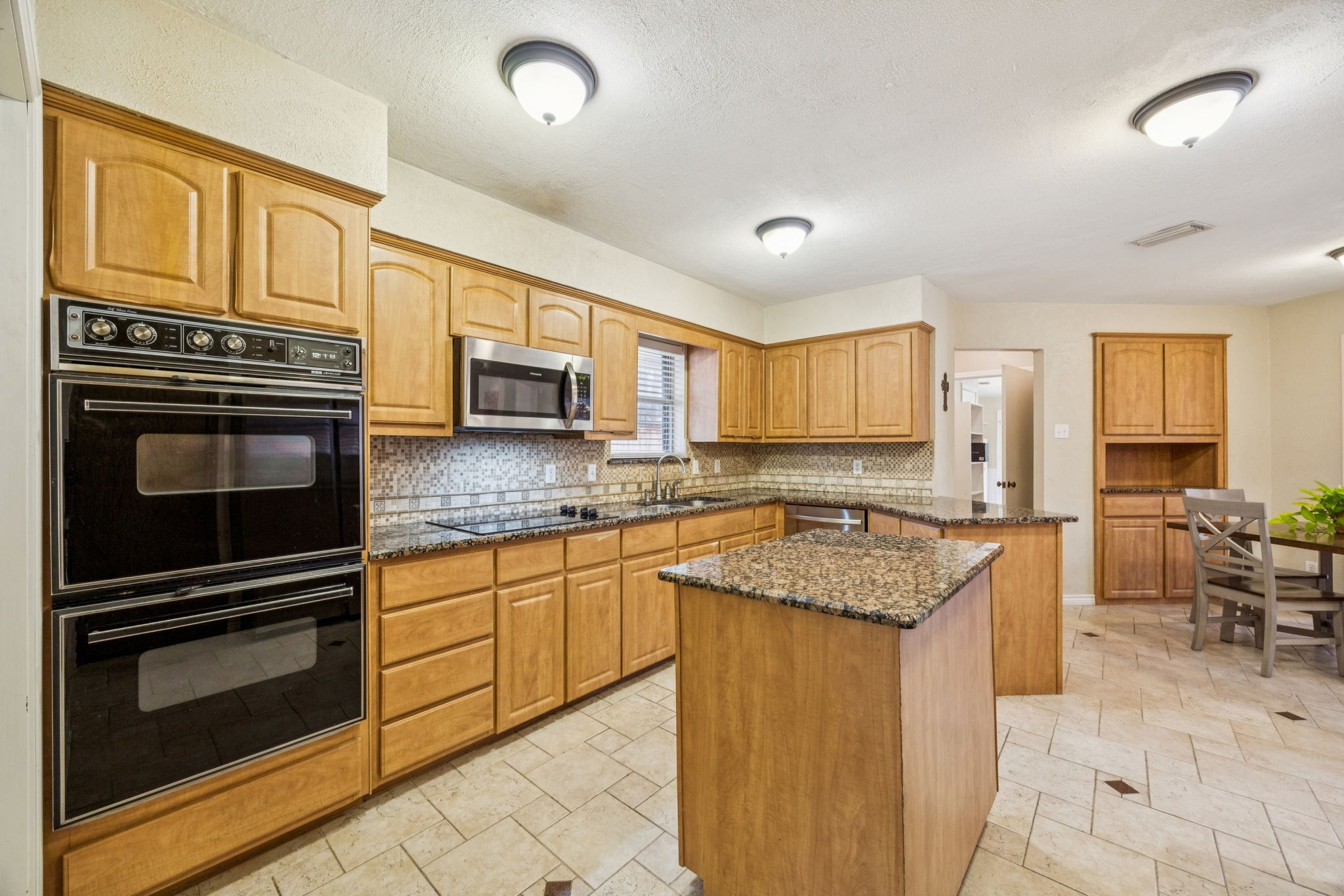 314 Amherst Avenue Richardson TX 75081