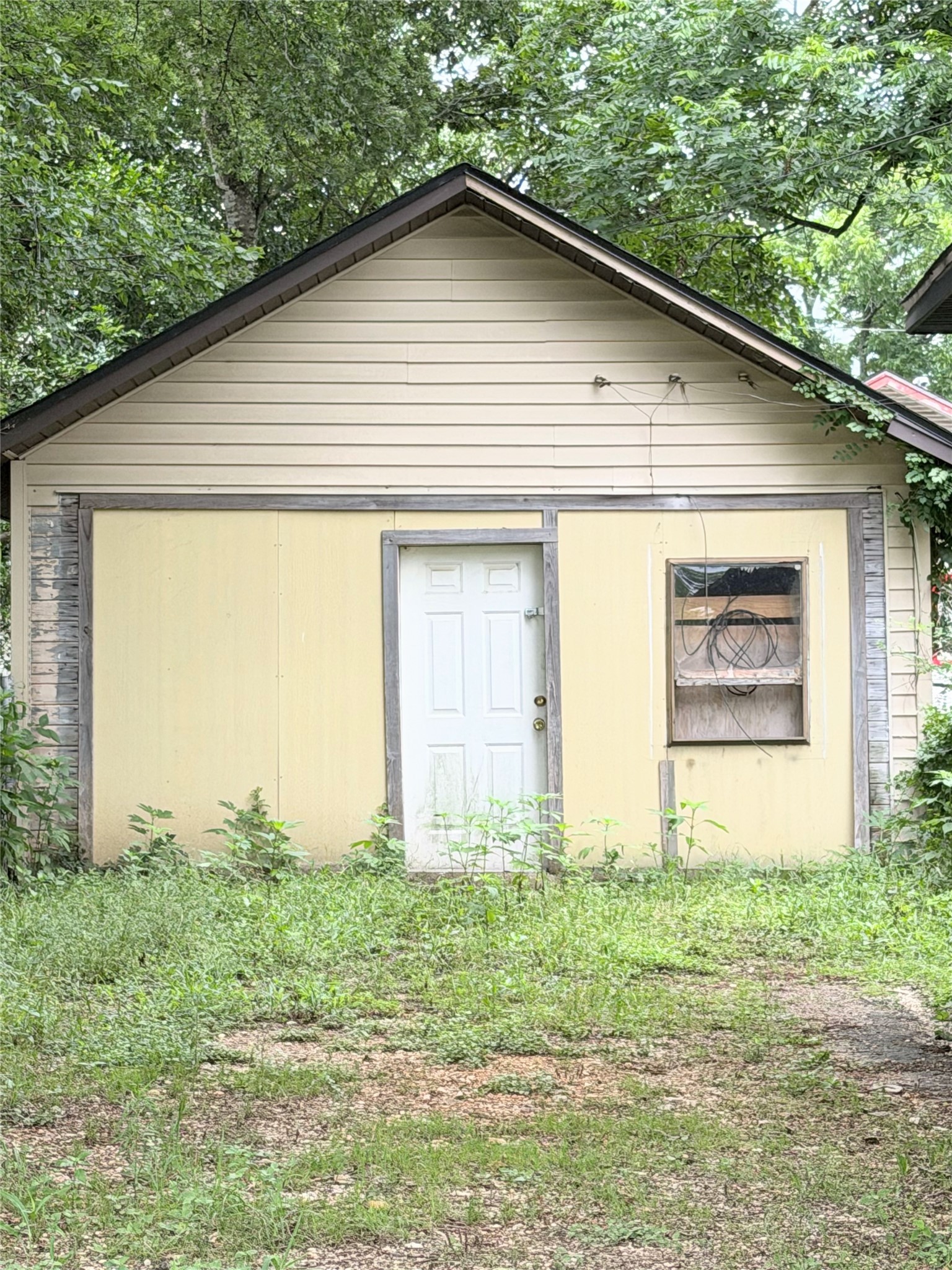 822 E Commerce Street Mexia TX 76667