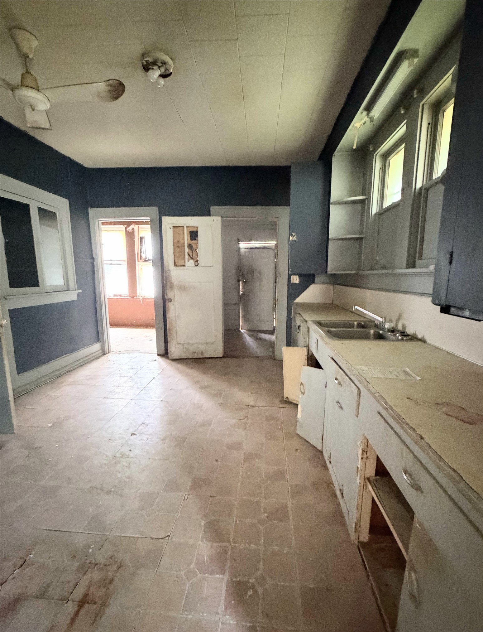 822 E Commerce Street Mexia TX 76667