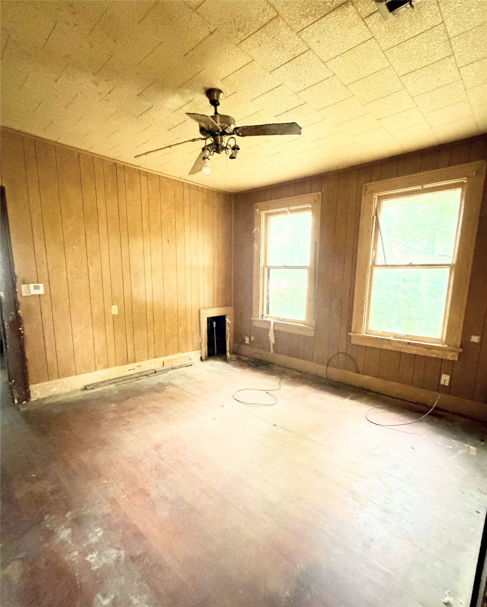 822 E Commerce Street Mexia TX 76667
