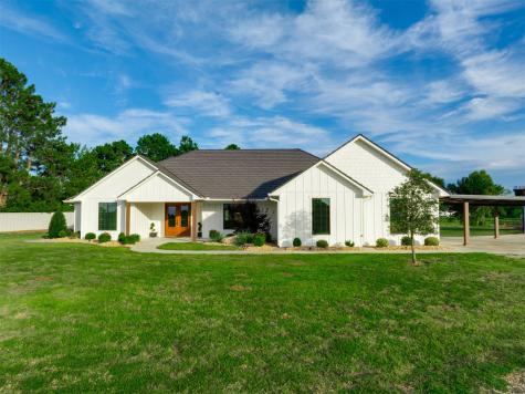2087 Farm Road 1510 Brookston TX 75421