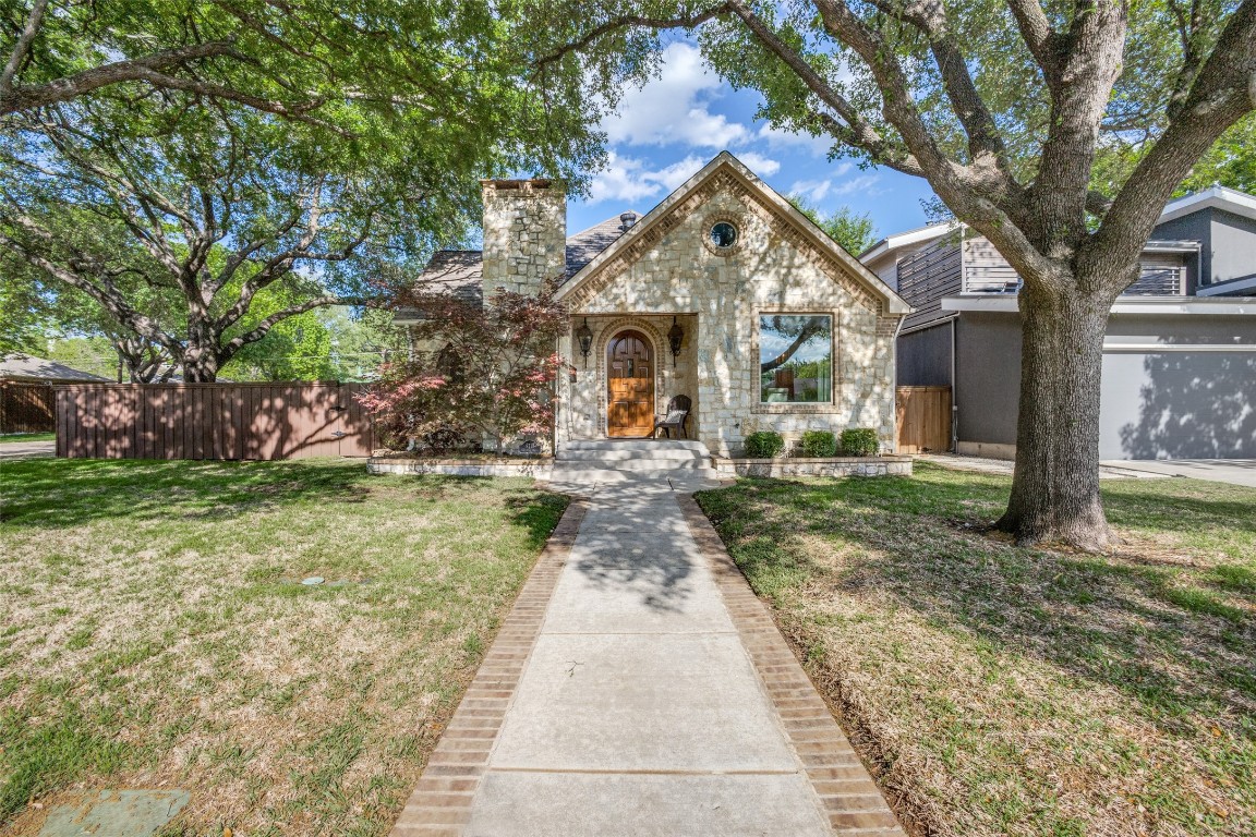 9718 Lakemont Drive Dallas TX 75220