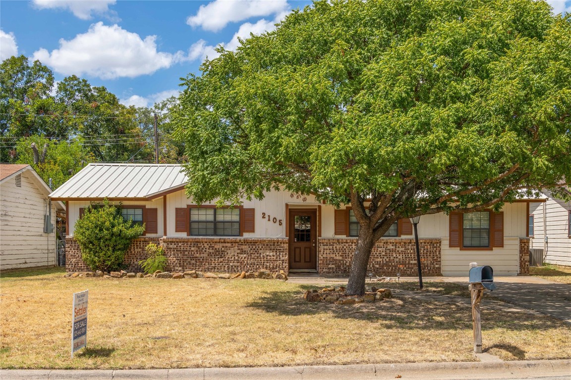 2105 13th Street Brownwood TX 76801