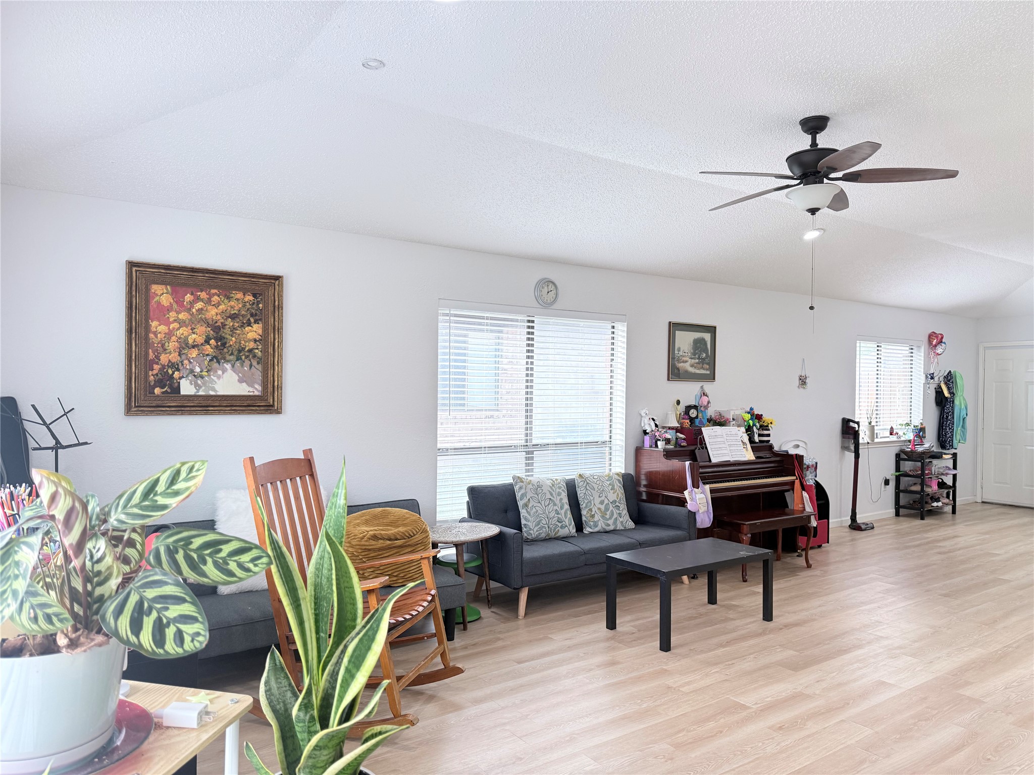 312 Cole Street Garland TX 75040